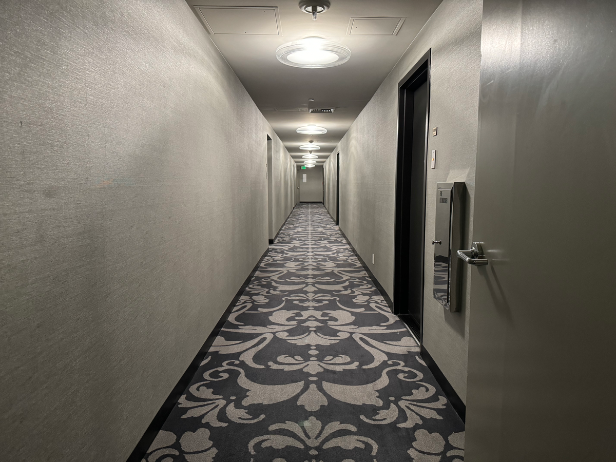 Mondrian Los Angeles guest floor hallway