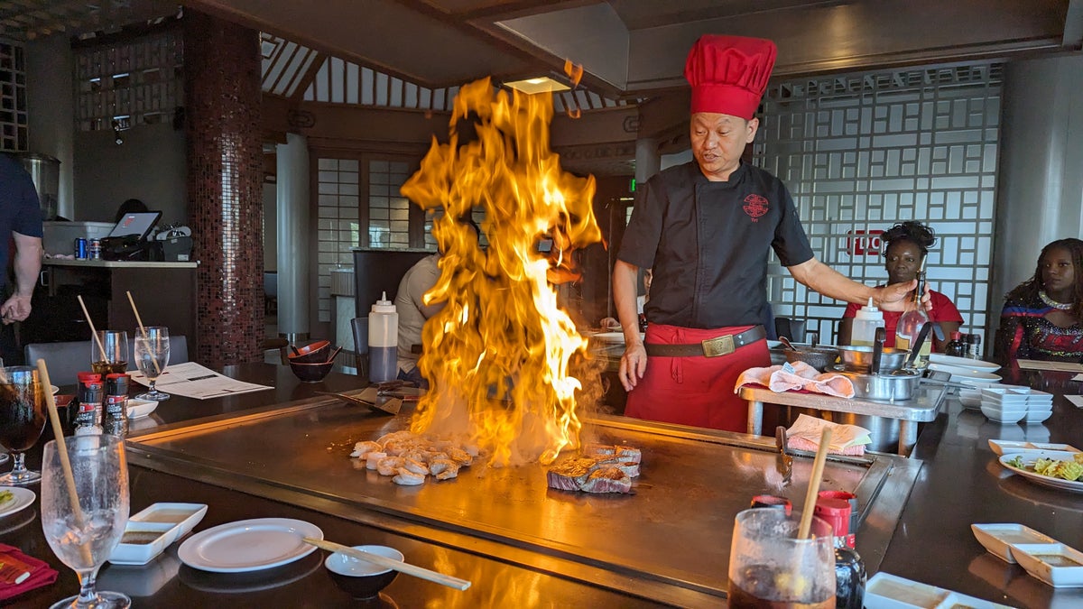 Orlando World Center Marriott food and beverage Mikado hibachi