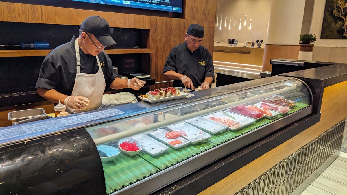 Orlando World Center Marriott food and beverage lobby bar sushi