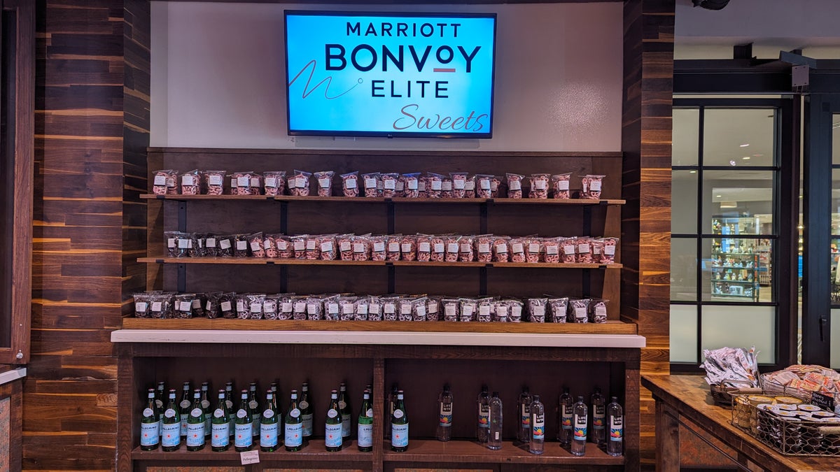 Orlando World Center Marriott food and beverage pantry Bonvoy elite bottles