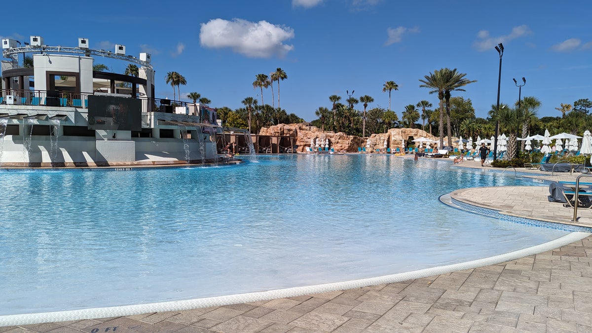 Orlando World Center amenities pool entry