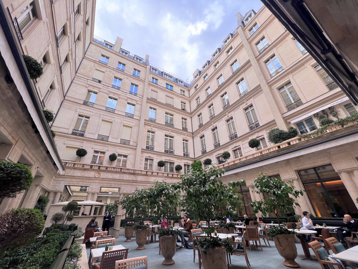 Outdoor courtyard at Park Hyatt Paris