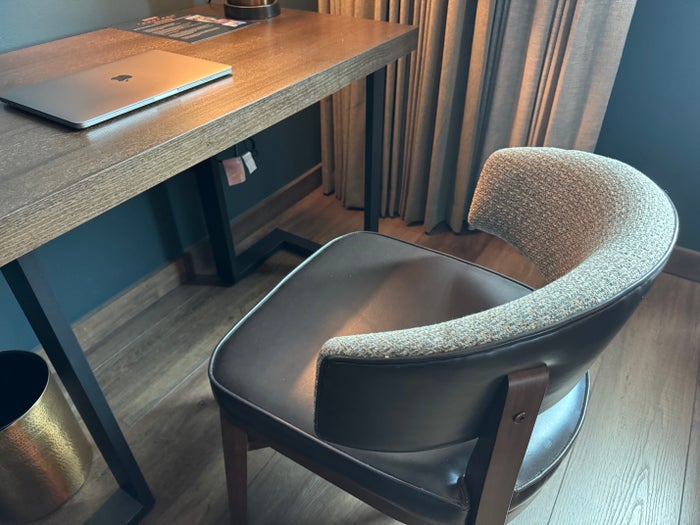 Thompson San Antonio Riverwalk bedroom desk and chair