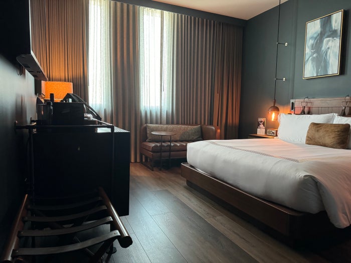 Thompson San Antonio Riverwalk bedroom with luggage rack