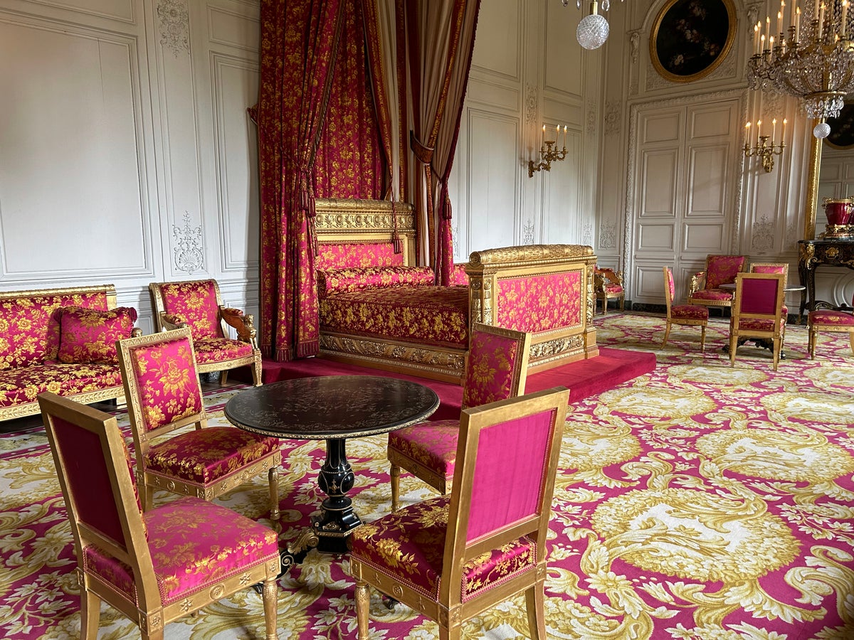 Versailles Gardens Grand Trianon bedroom