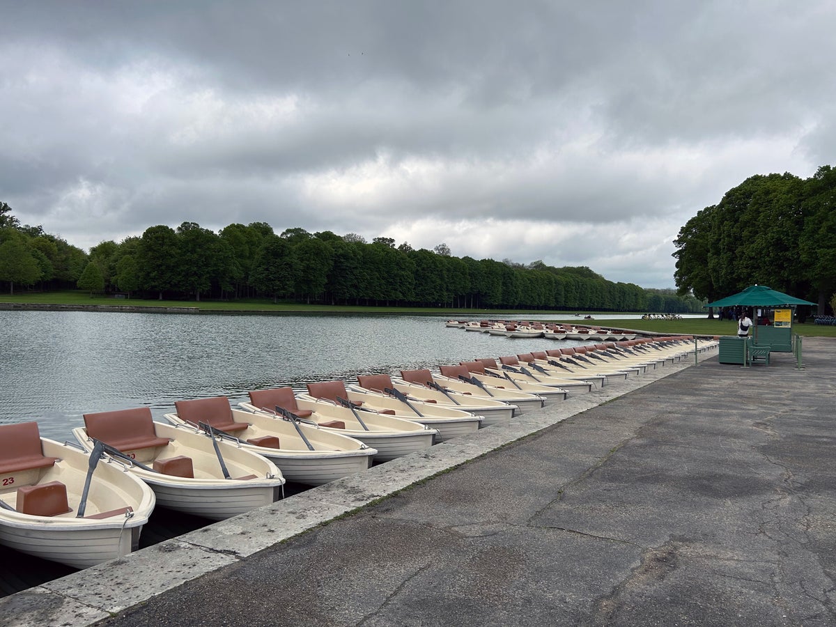 Versailles Gardens Little Venice boat rental