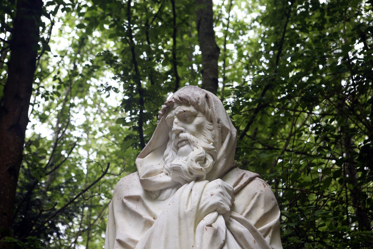 Versailles Gardens Winter statue