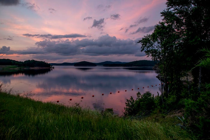 Broken Bow Lake