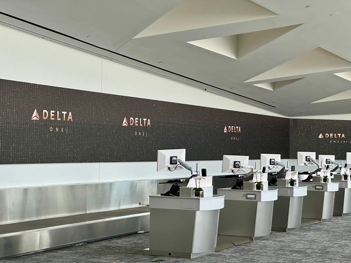 Delta One JFK Check In Delta One JFK Check In
