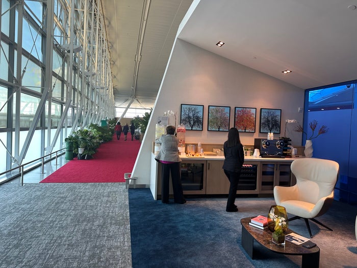 Delta One Lounge JFK Beverages Delta One Lounge JFK Beverages