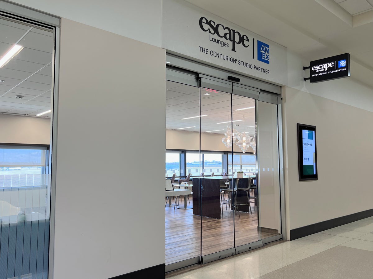 Escape Lounge at Columbus Airport CMH