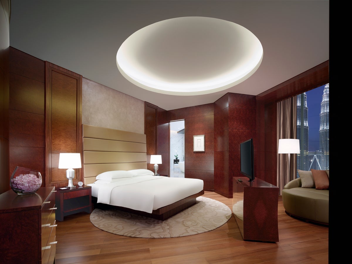 The 14 Best Hotels in Kuala Lumpur To Book With Points [Marriott, Hyatt, Hilton, IHG]