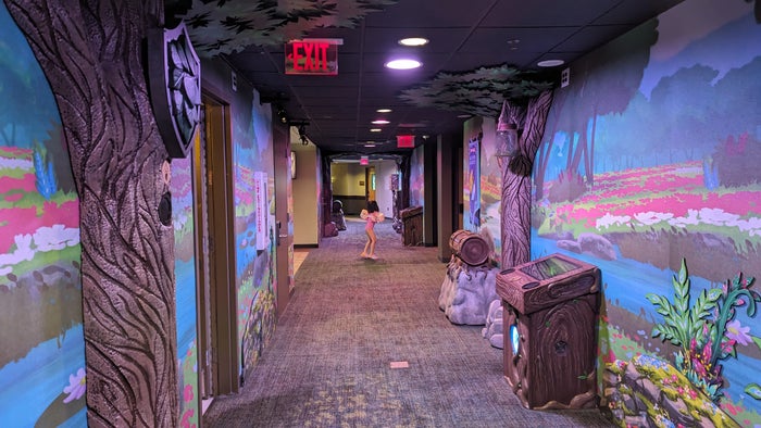 Great Wolf Lodge Grapevine amenities MagiQuest floor theming Great Wolf Lodge Grapevine amenities MagiQuest floor theming