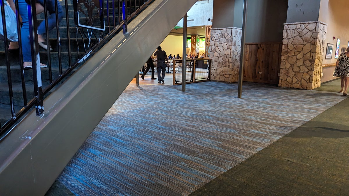 Great Wolf Lodge Grapevine lobby stairs