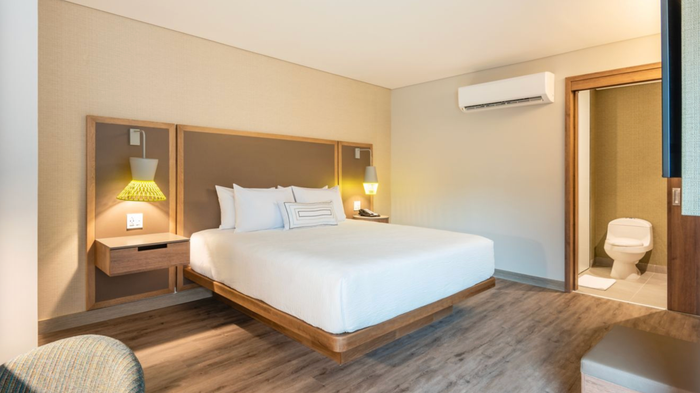 Guest room at the Fairfield Medellin Sabaneta Guest room at the Fairfield Medellin Sabaneta