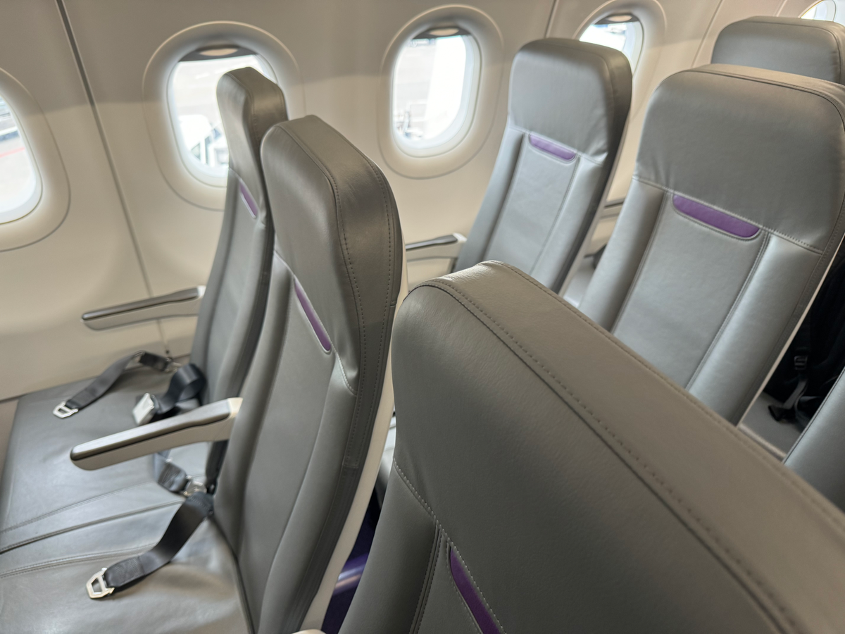 HKExpress economy seats