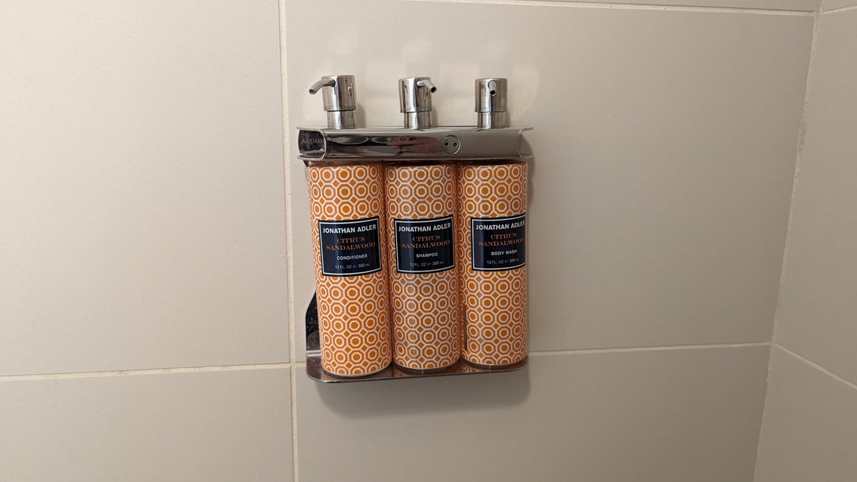 Hotel Kabuki San Francisco guest room bathroom shower amenities