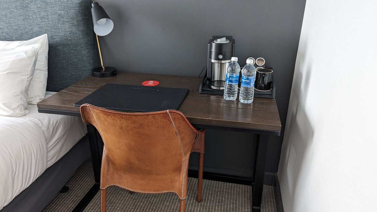 Hotel Kabuki San Francisco guest room desk