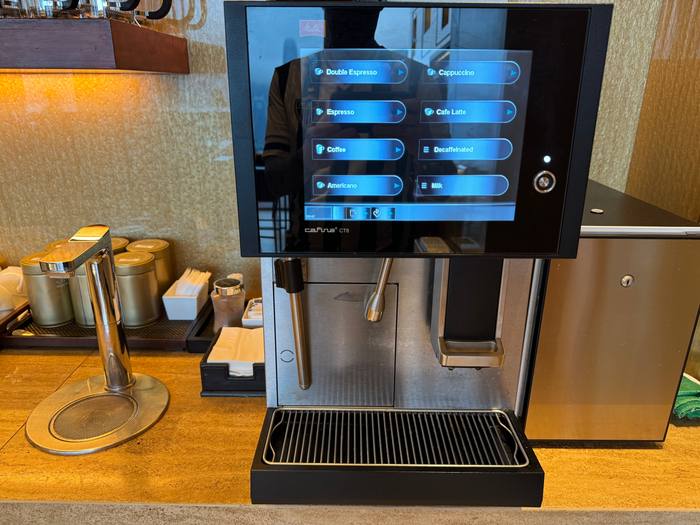 Hyatt Regency Hong Kong Tsim Sha Tsui Regency Club coffee machine Hyatt Regency Hong Kong Tsim Sha Tsui Regency Club coffee machine