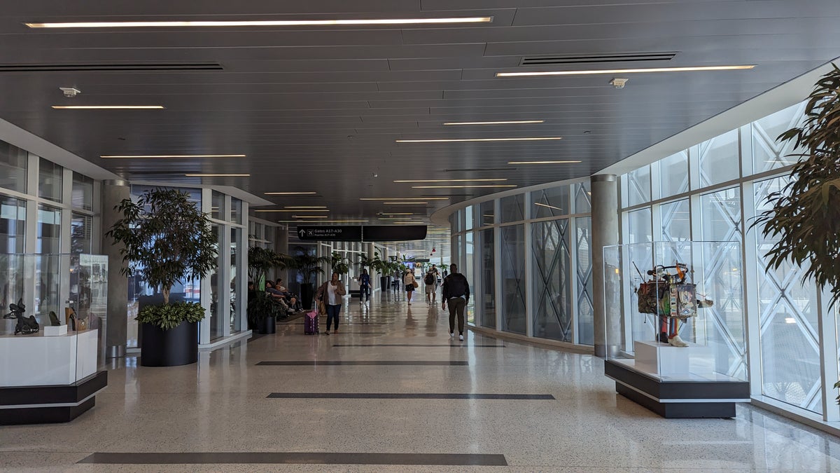 IAH to LAS Terminal A hallway