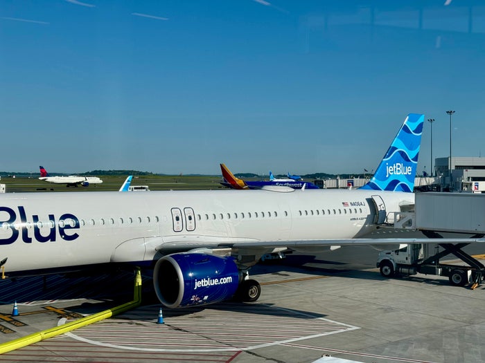 JetBlue’s Most Restrictive Blue Basic Tickets Now Allow Carry-On Bags