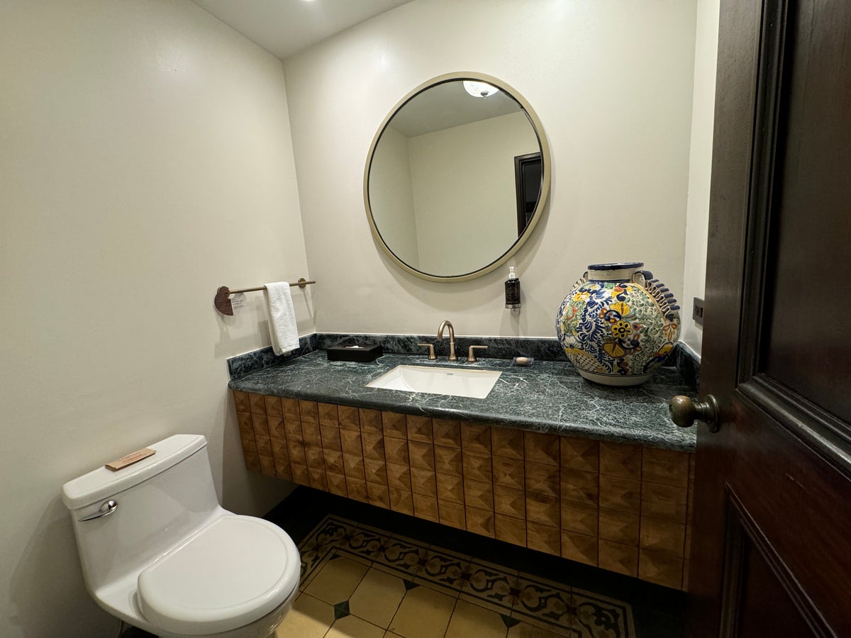 Los Suenos Marriott Half Bath One Bedroom Suite