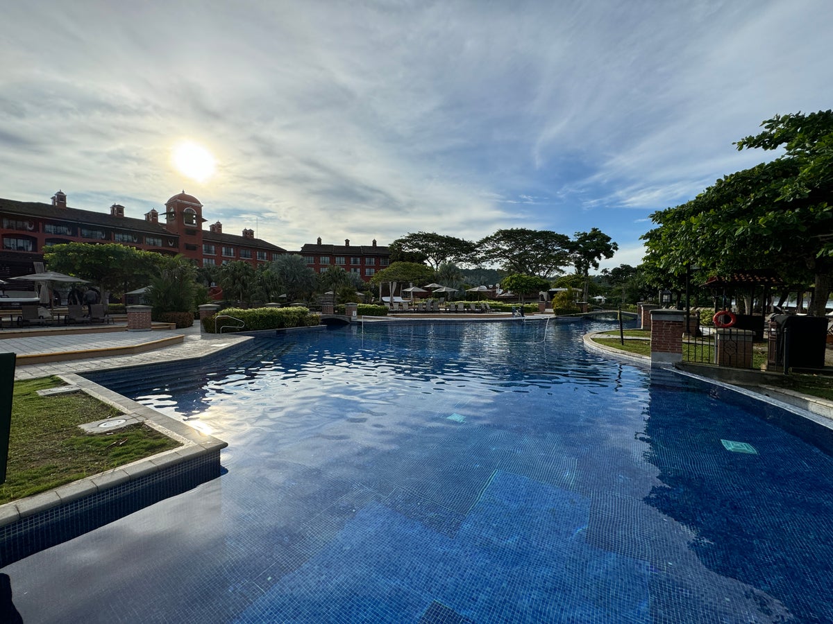 Los Suenos Marriott Pool Angle Deep