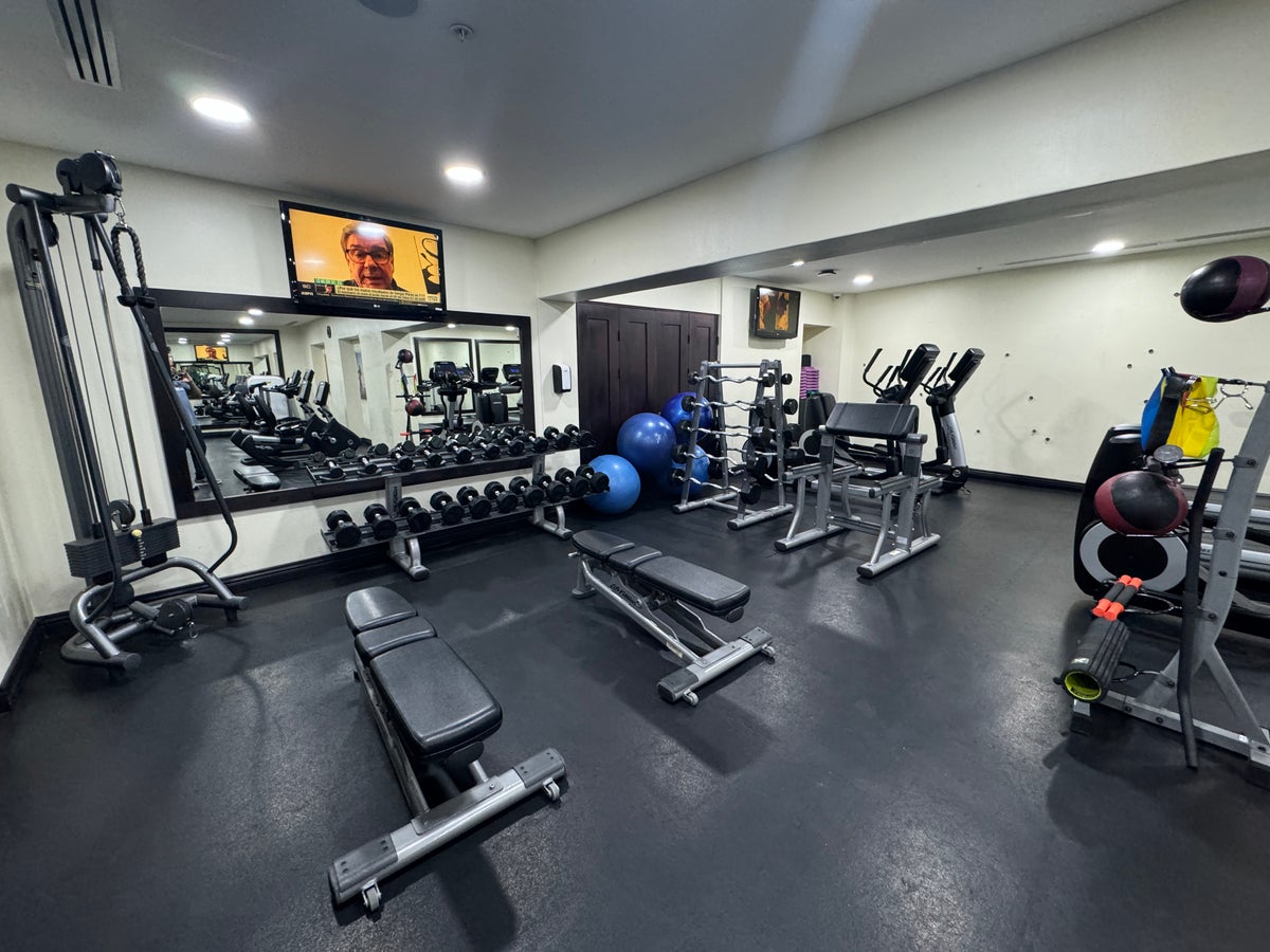 Los Suenos Marriott fitness center equipment 