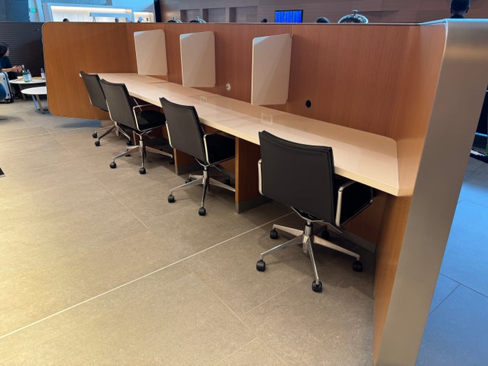 Oryx Lounge North DOH work booths Oryx Lounge North DOH work booths