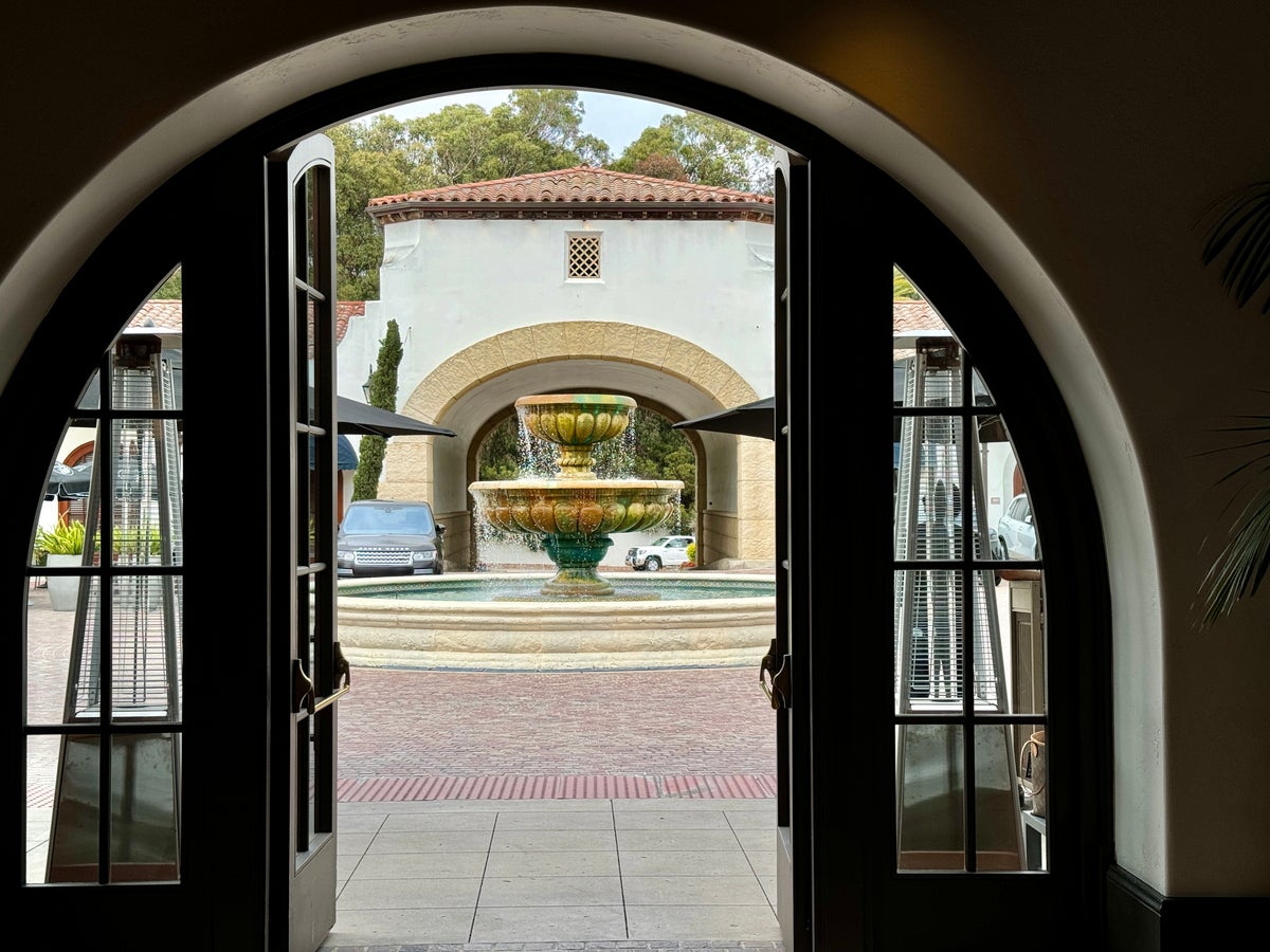 Ritz Carlton Bacara Santa Barbara Entrance Fountain