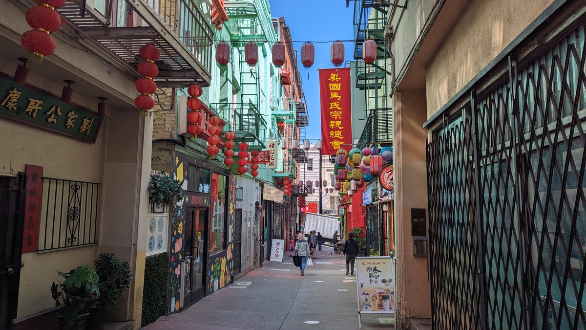 San Francisco Hilton Financial District location Ross Alley