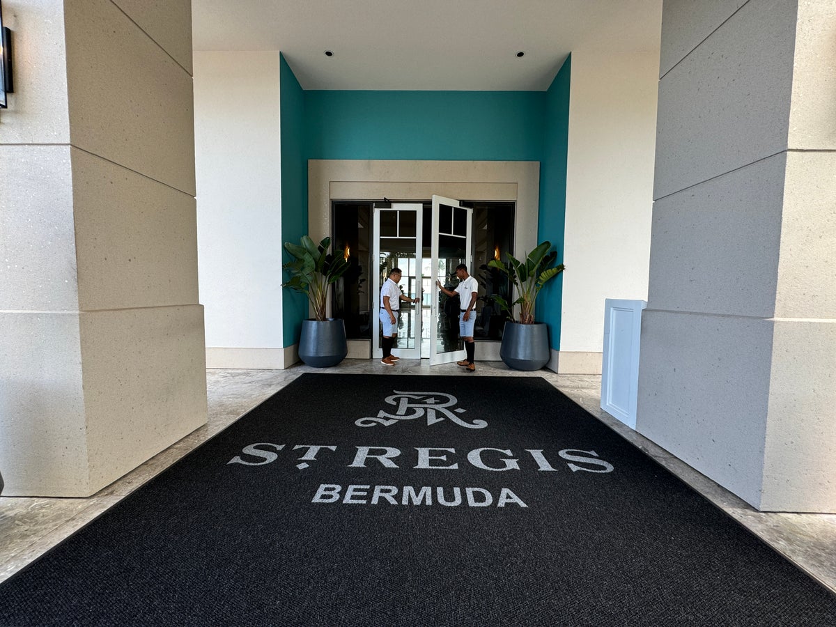 St. Regis Bermuda Entrance