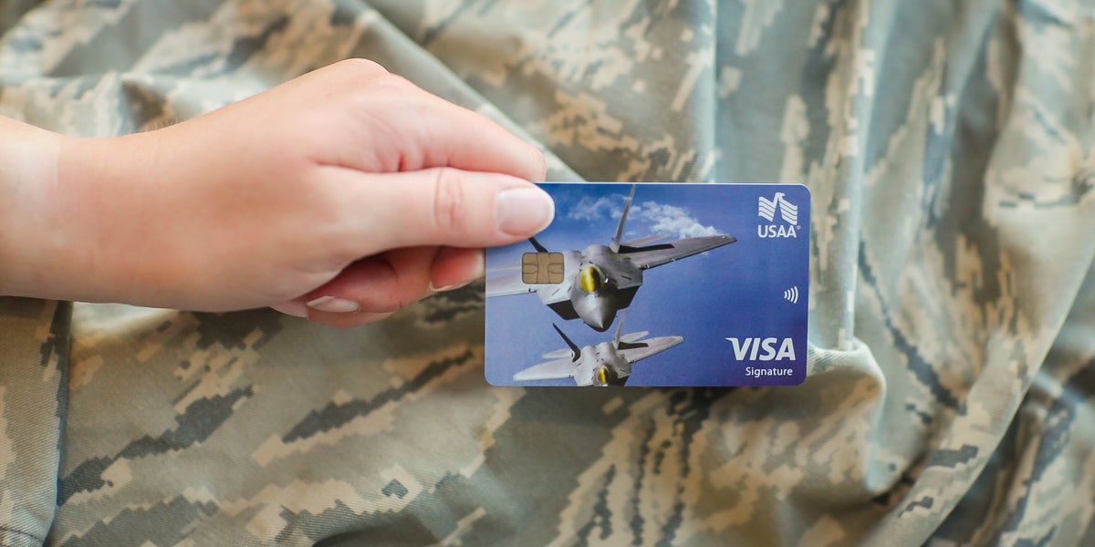 USAA Credit Cards & Rewards Program – How To Earn & Redeem Points [2025]