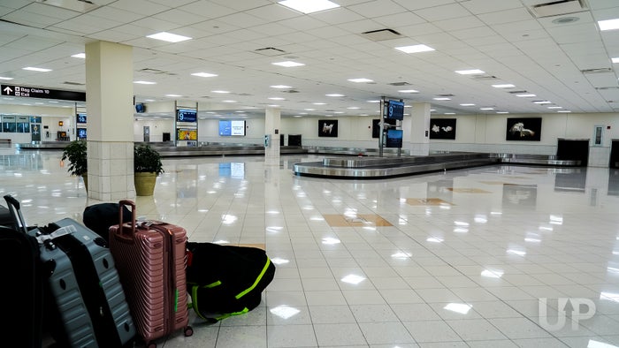 Delta Baggage Claim Airport Baggage Claim With Checked Bags Upgraded Points LLC 2