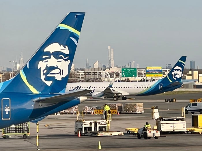 Alaska Airlines Connects LA With 2 New Mexican Destinations