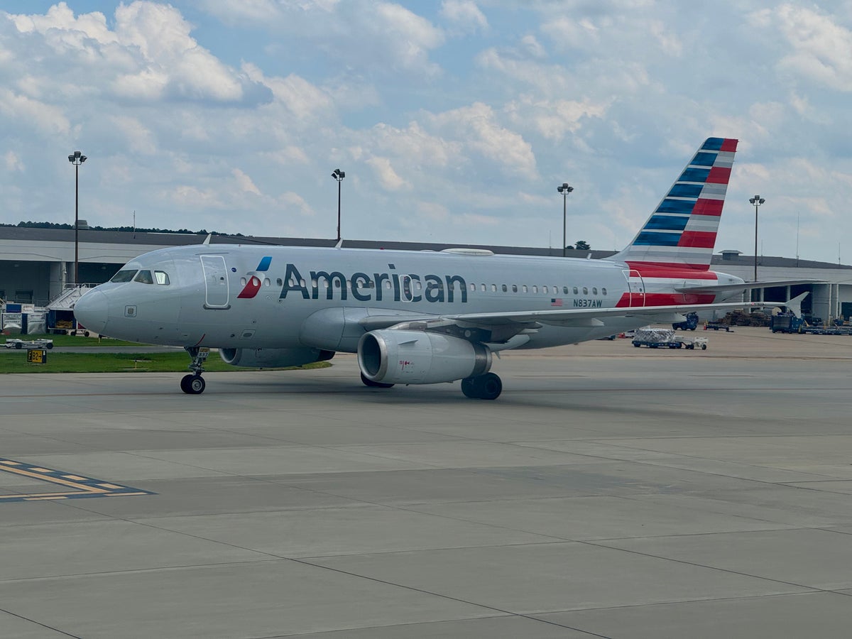 American Airlines Shakes Up Route Network: Reduces London Flights, Adds Florida and Caribbean