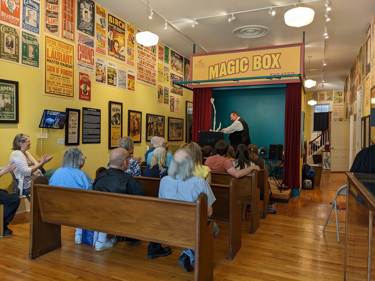 American Museum of Magic