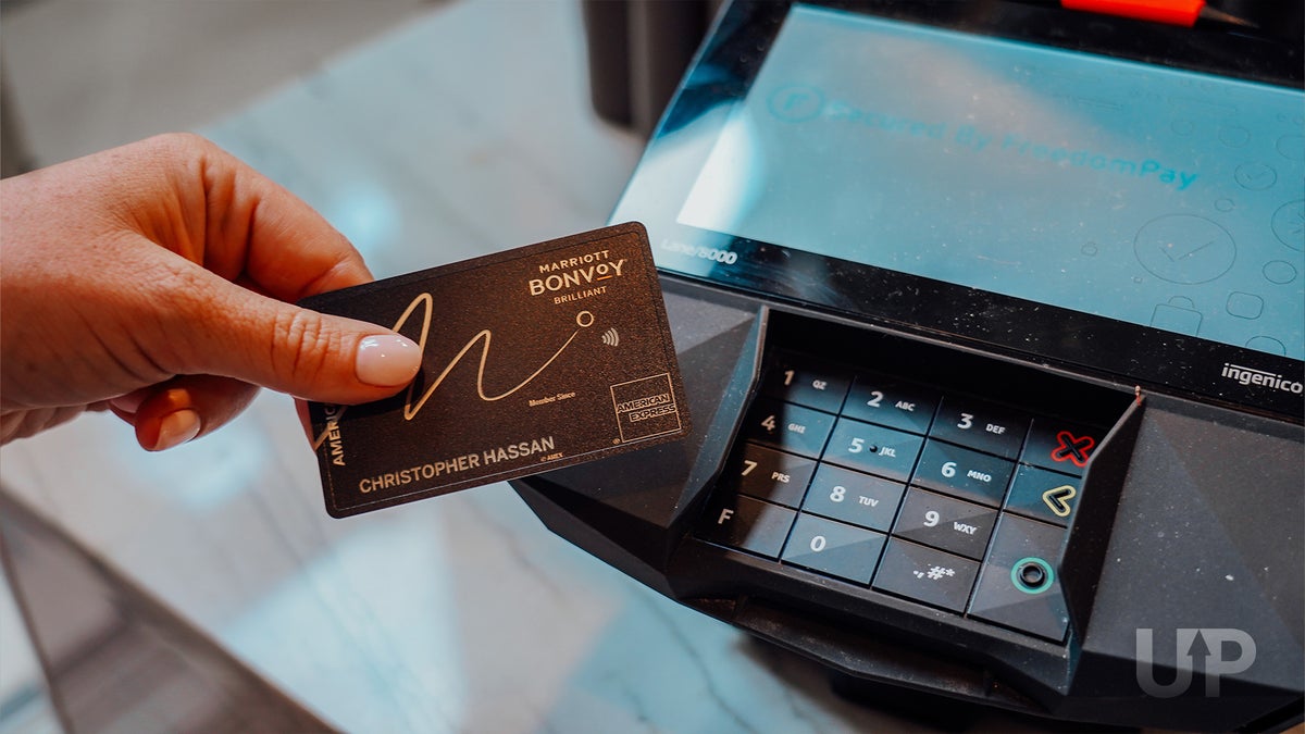 The 23 Best Credit Cards for Complimentary Hotel Elite Status [2025]