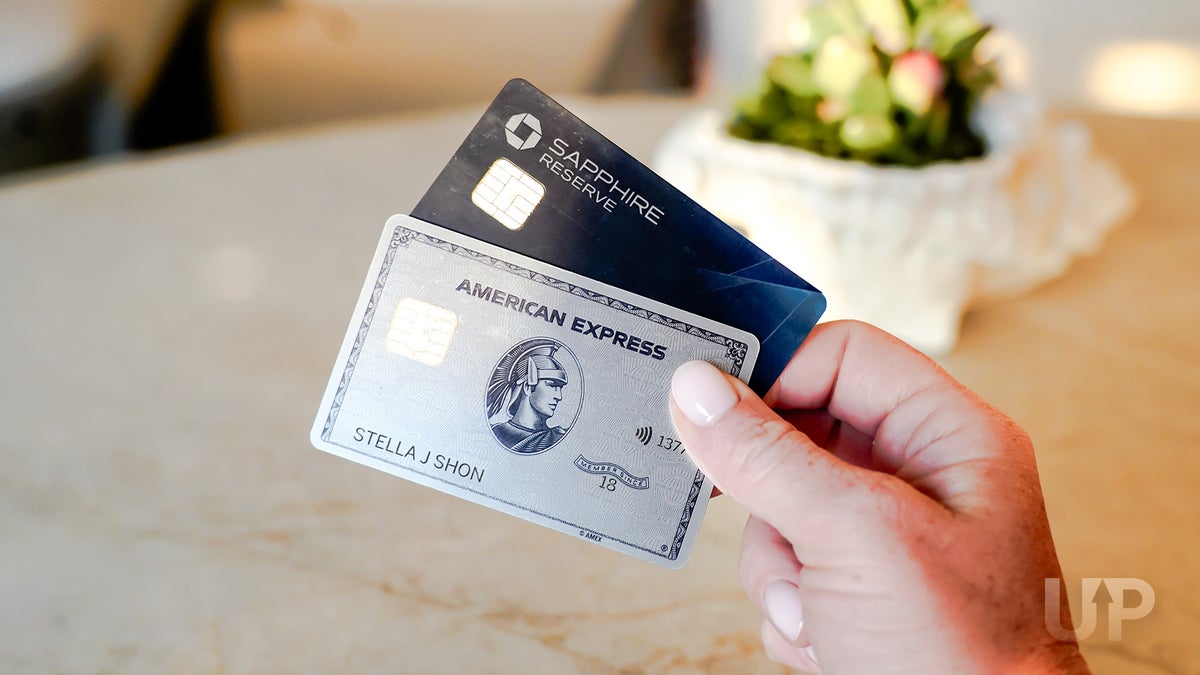 7 Best Credit Cards for Complimentary Breakfast at Hotels [2025]