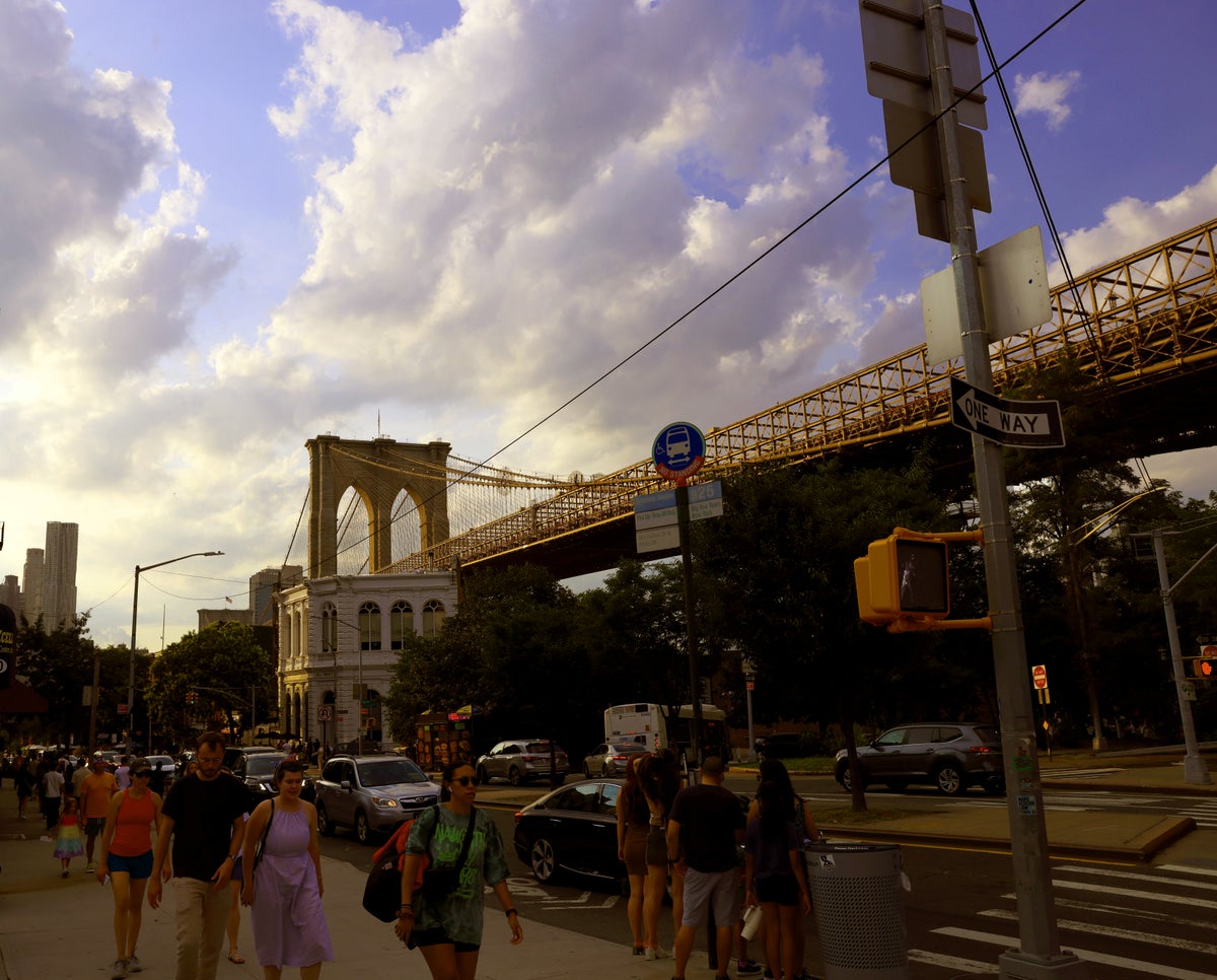 Brooklyn Bridge DUMBO sunset