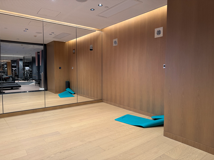 Caption by Hyatt Zhongshan Park Shanghai gym studio