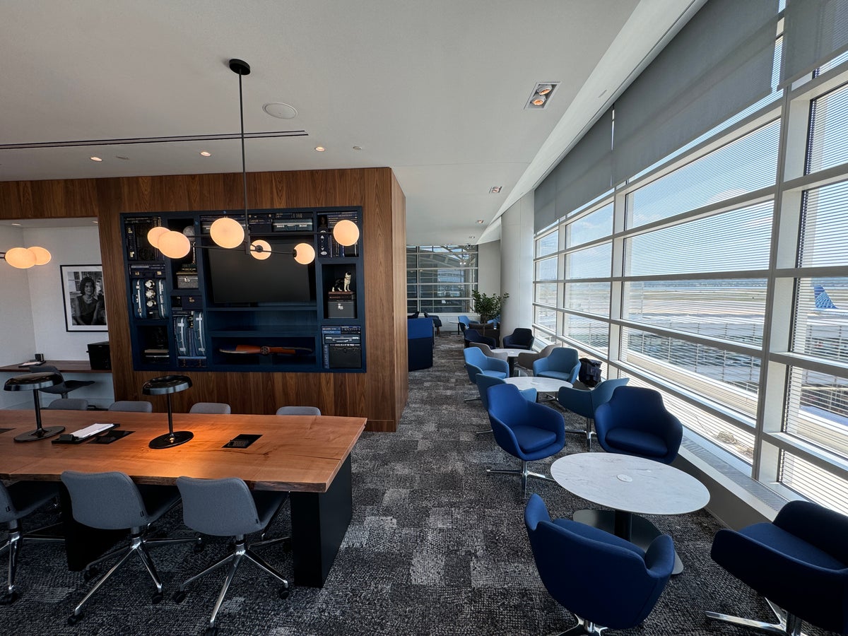 The 23 Best Lounges You Can Access with Amex Platinum and Amex Business Platinum in 2025