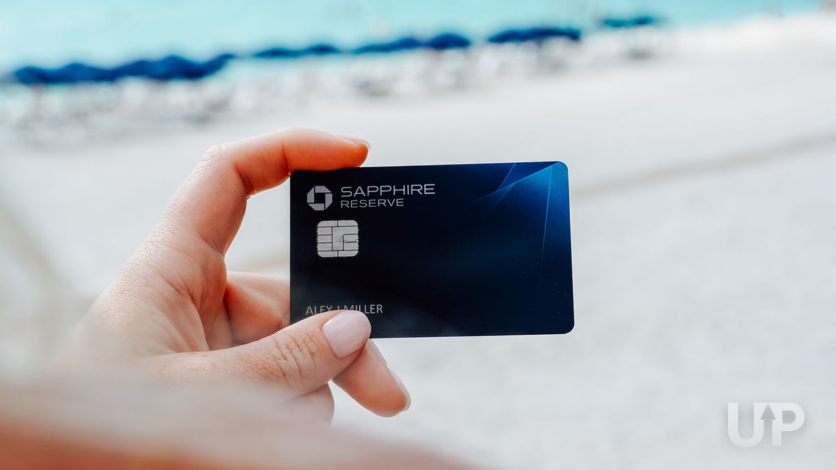 Capital One Venture Card vs. Chase Sapphire Reserve Card [Detailed Comparison]