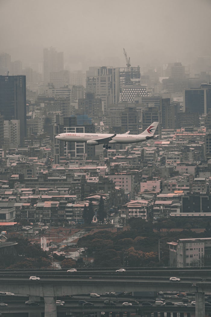 China Eastern plane landing at TSA Taipei Songshan. Image Credit Ehsan Haque China Eastern plane landing at TSA Taipei Songshan. Image Credit Ehsan Haque
