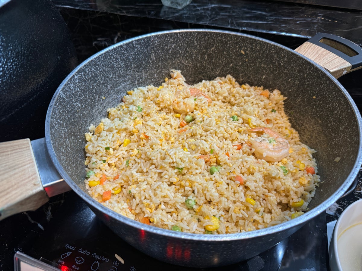 Coral Premium Departure Lounge HKT shrimp fried rice