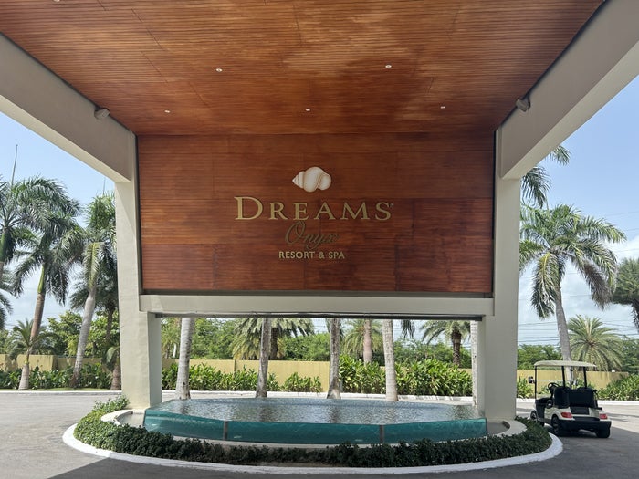 Dreams Onyx entrance drive Dreams Onyx entrance drive