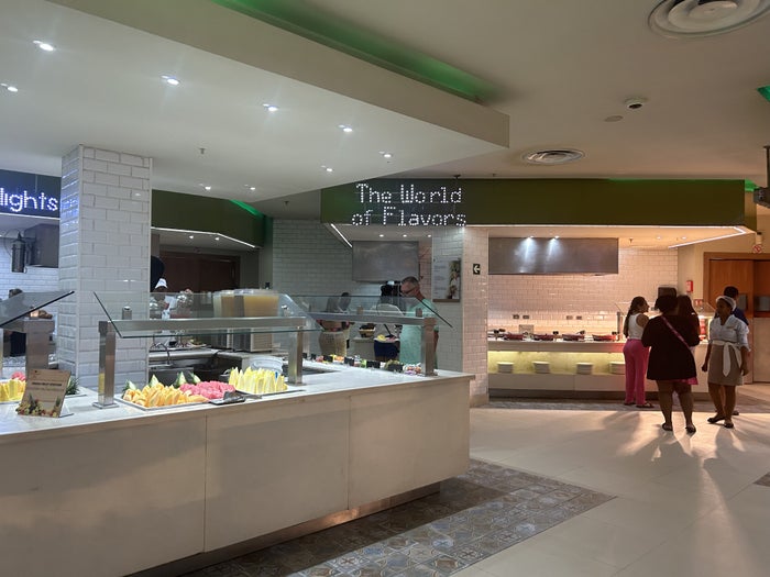 Dreams Onyx Carnival buffet Dreams Onyx Carnival buffet