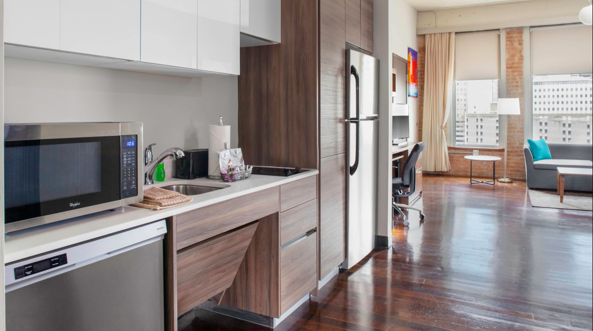 Guestroom kitchen at the TownePlace Suites Dallas Downtown