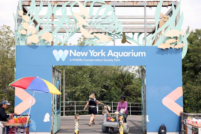 NY Aquarium boardwalk entrance
