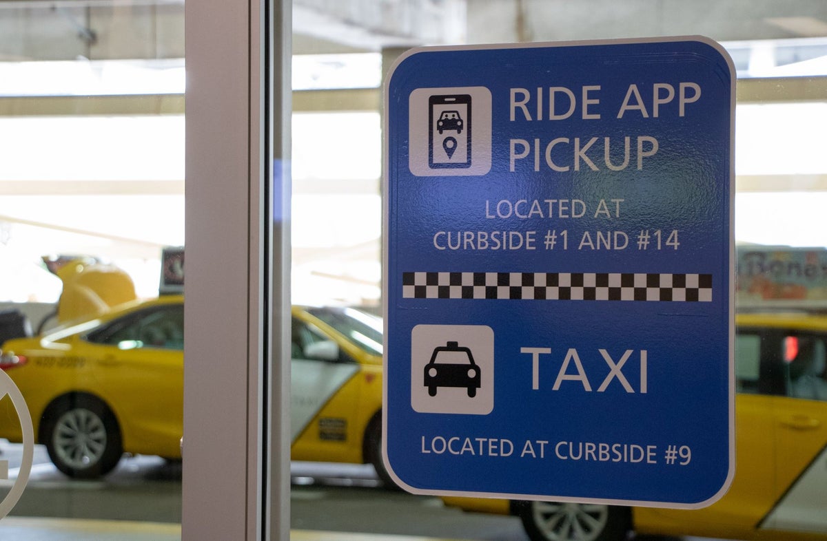 Orlando Airport Taxi Pickup